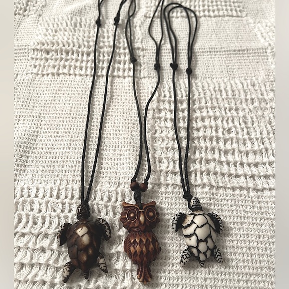 Handmade Jewelry - Breach Bum Set-of-3 Necklaces UNISEX